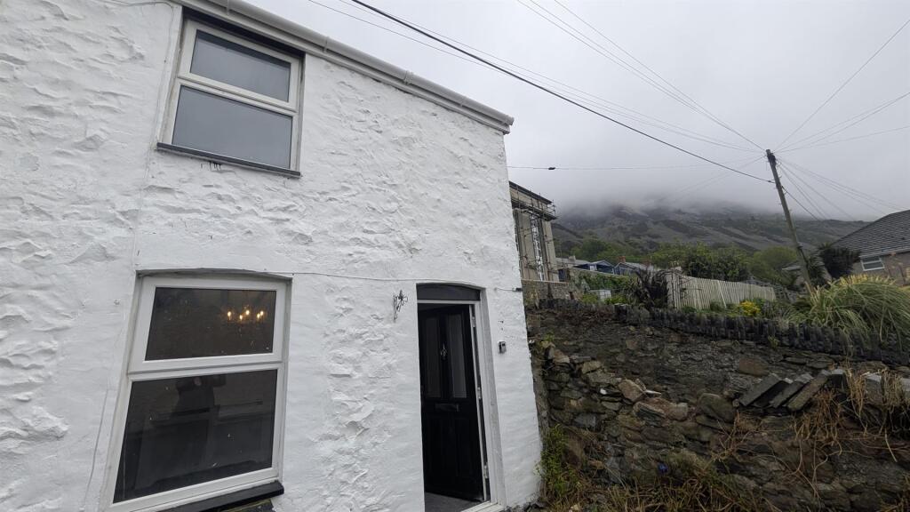 Main image of property: Maenan Terrace, Penmaenmawr
