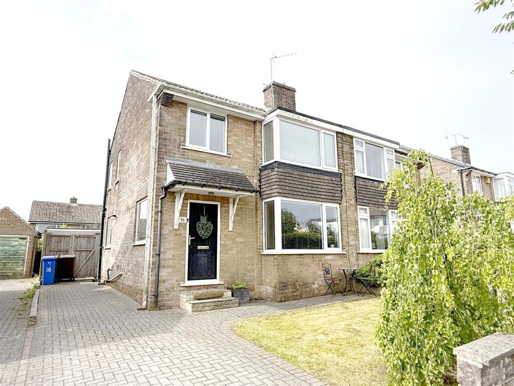 Main image of property: Barncliffe Road, Sheffield