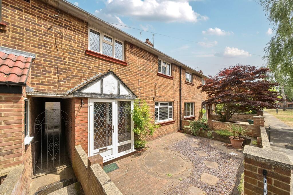 3-bed terraced on Clifford Road, Richmond, TW10, £725,000