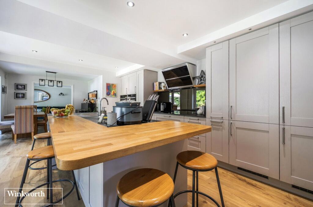 House in Basingstoke and Deane, Cufaude Village, Chineham - View 4