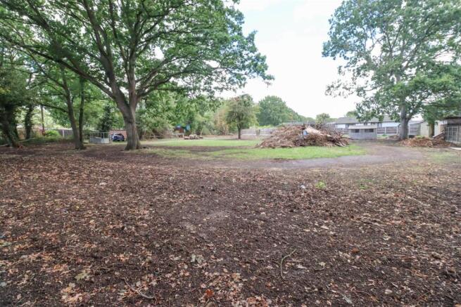 LAND BOSCOMBE AVENUE-2.jpg