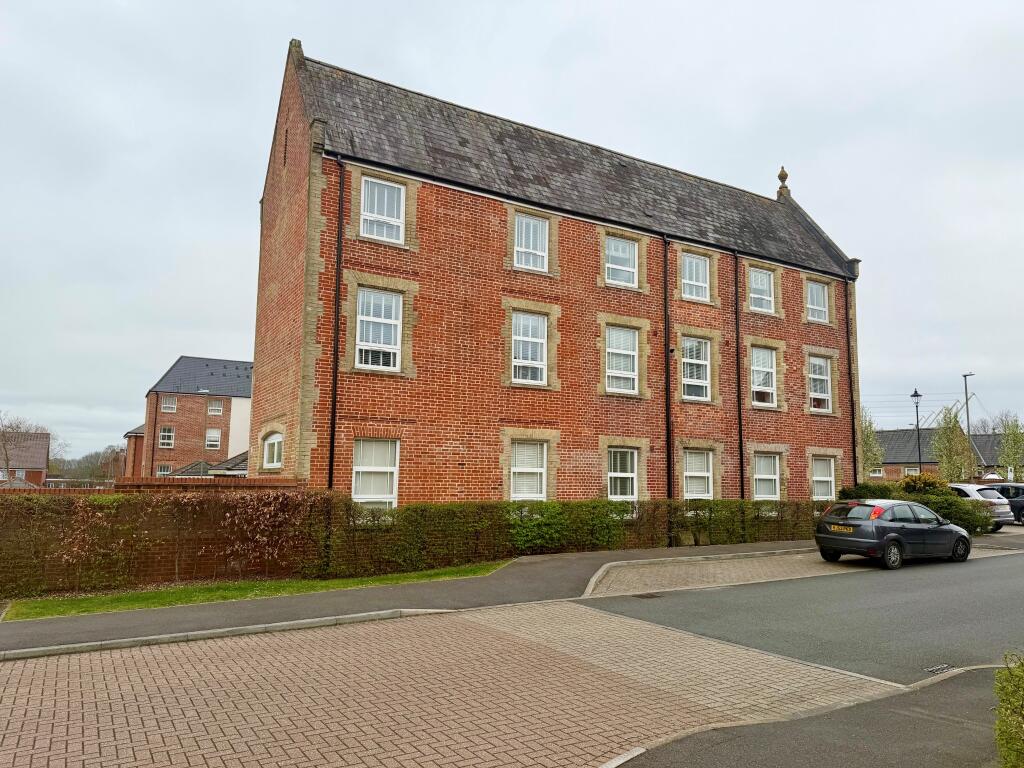Main image of property: West End, Southampton