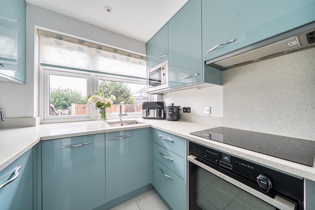 Downbank Avenue, Bexleyheath, Bexley photo 4