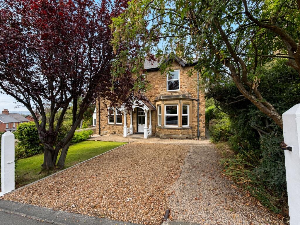 4-bed detached on Queens Road, Shotley Bridge, Consett, £500,000