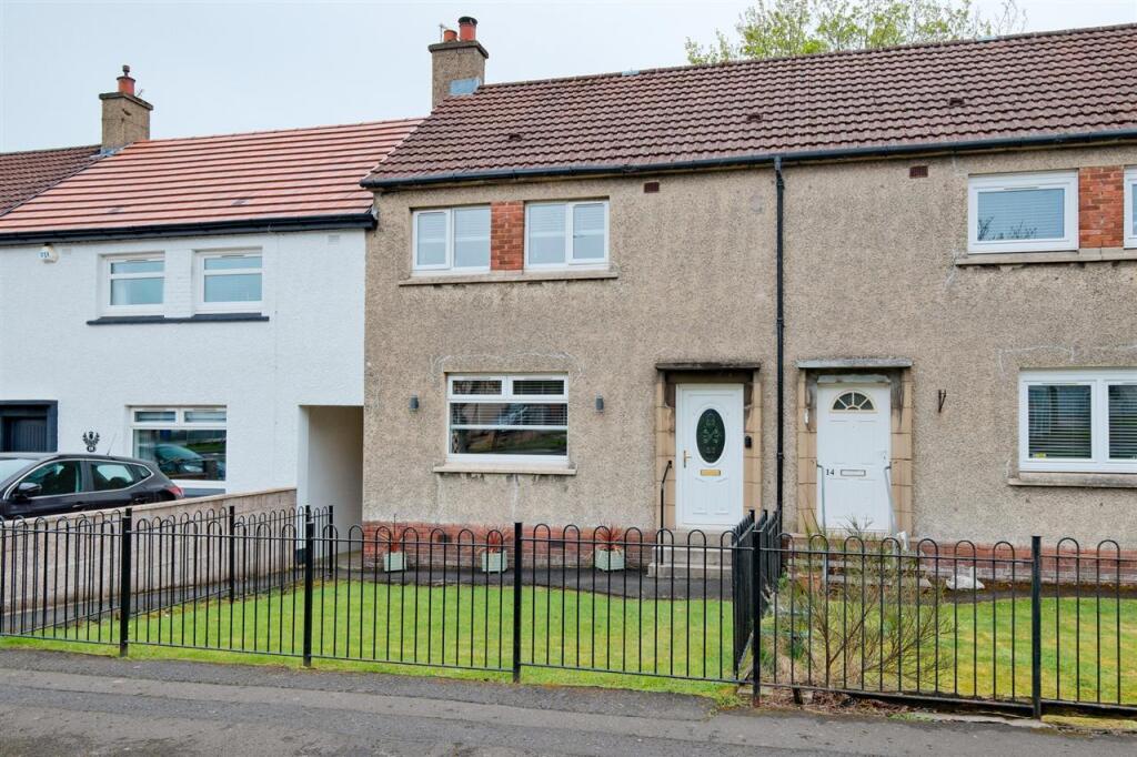 2-bed terraced on South View, Blantyre, £129,995