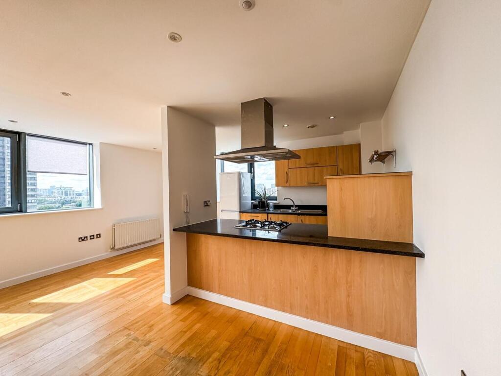 Main image of property: East India Dock Road, Poplar, E14