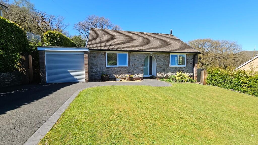 Main image of property: 4 Poplar Drive, Church Stretton, Shropshire, SY6 7BW