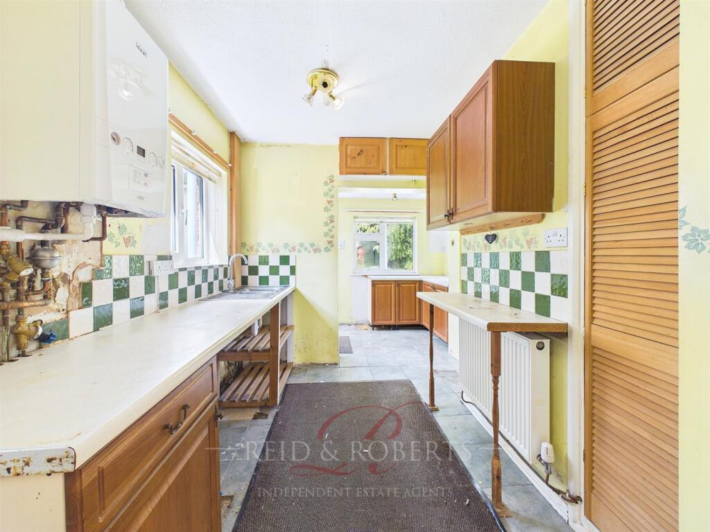 House in Flint - View 4