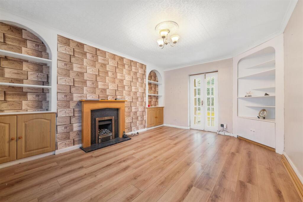 Main image of property: Oak Grove Road, Penge, London, SE20