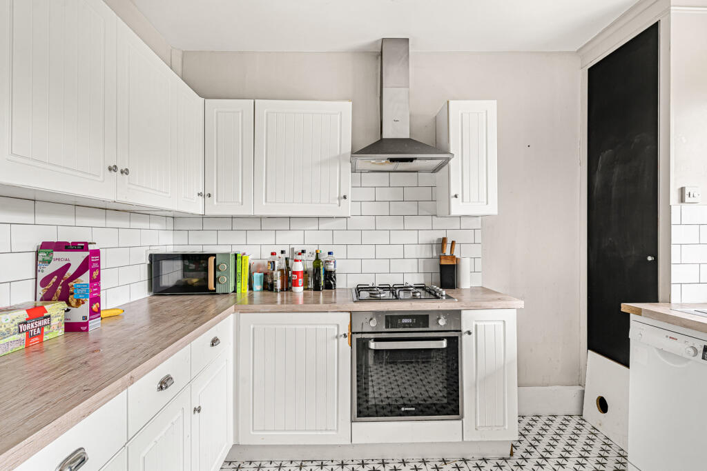 Apartment in London - View 3