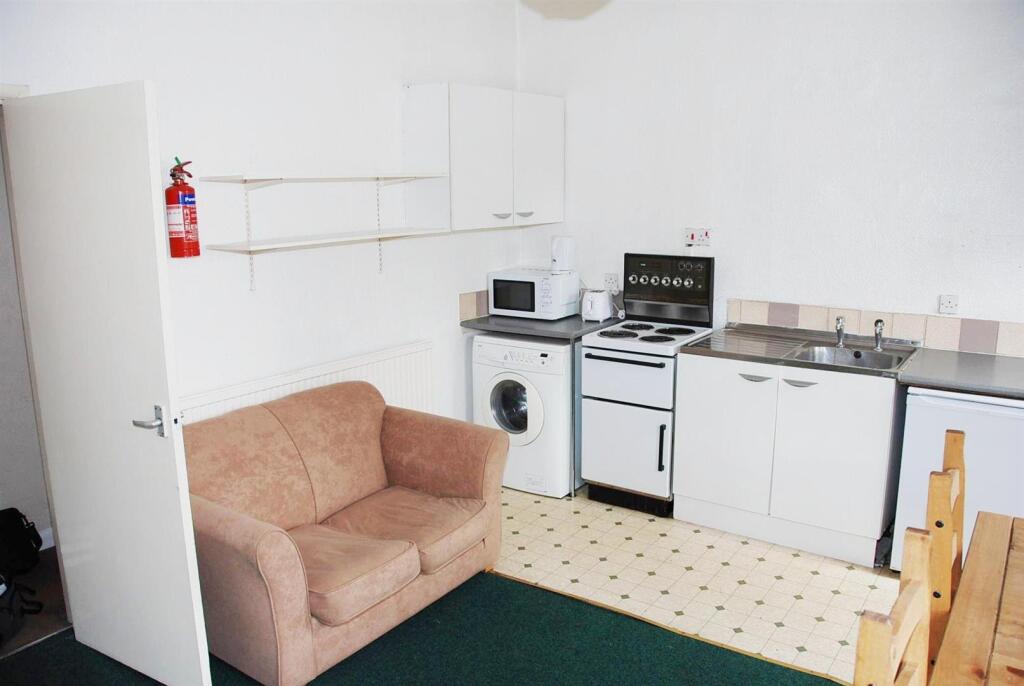 Main image of property: 84 Monmouth Street Flat 2, Broomhall