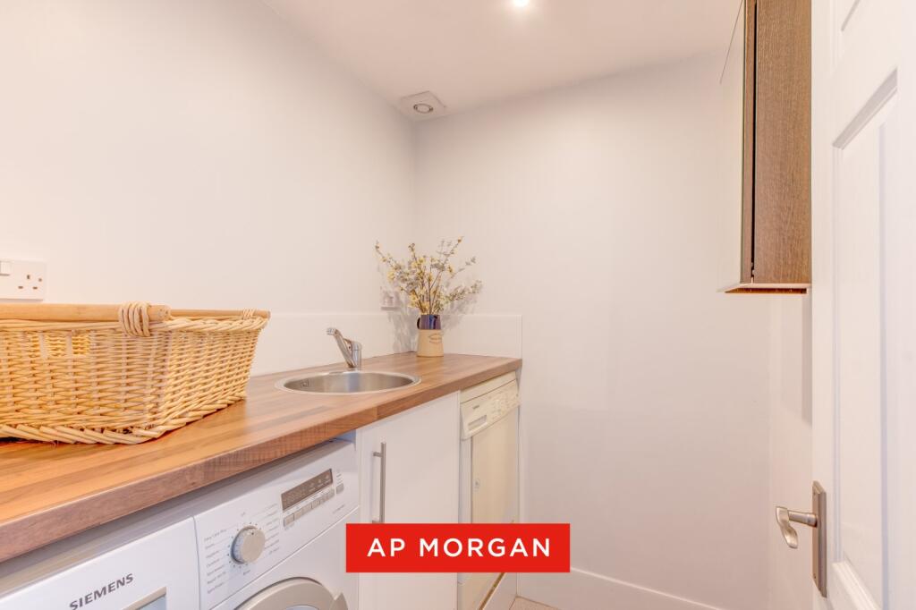 Additional image 10 of Snowshill Close, Church Hill North, Redditch, B98