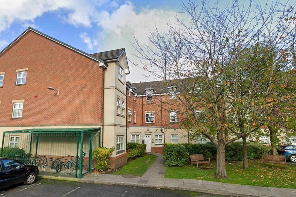 Main image of property: Apartment New Belvedere Close, Stretford, M32