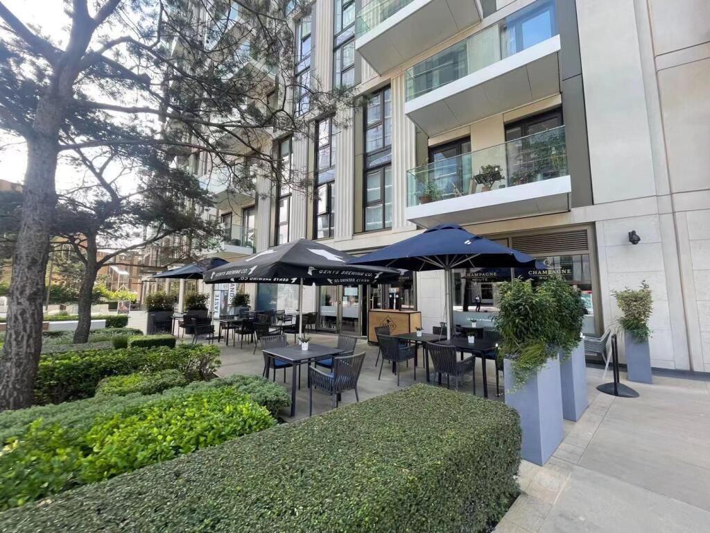 Main image of property: Cahsmere Wharf, London Dock, E1W