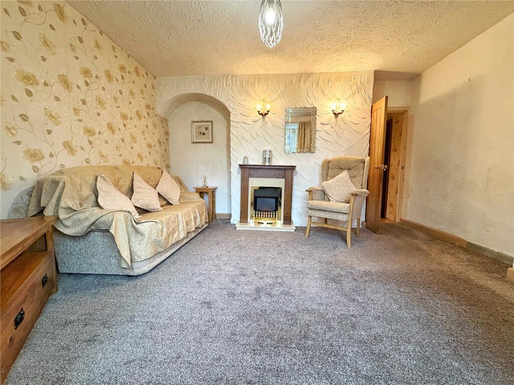 House in Manchester, Greater Manchester - View 5
