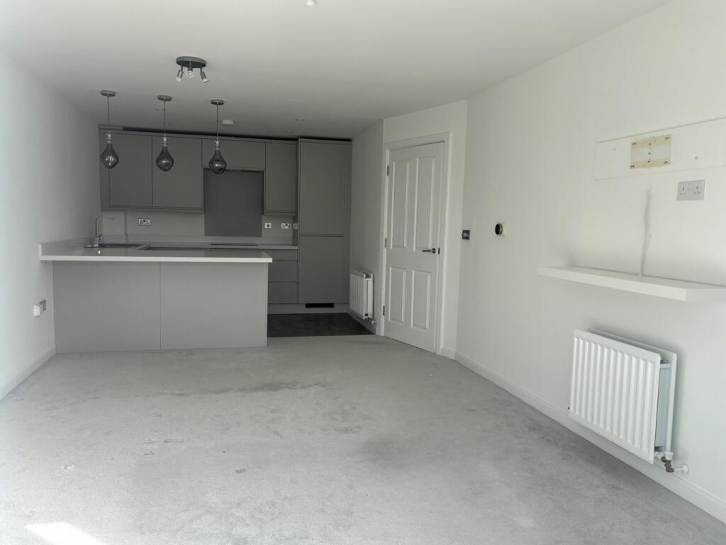 Apartment in Eastleigh, Middle Stoneham - View 4