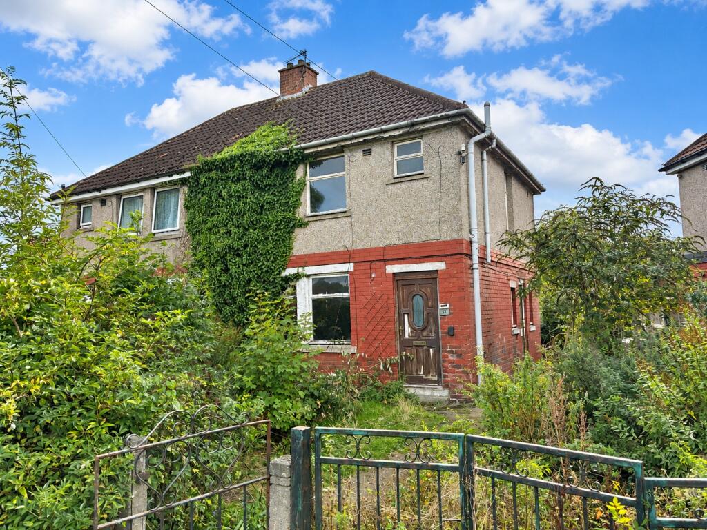 Griffe Drive, Wyke, Bradford, BD12