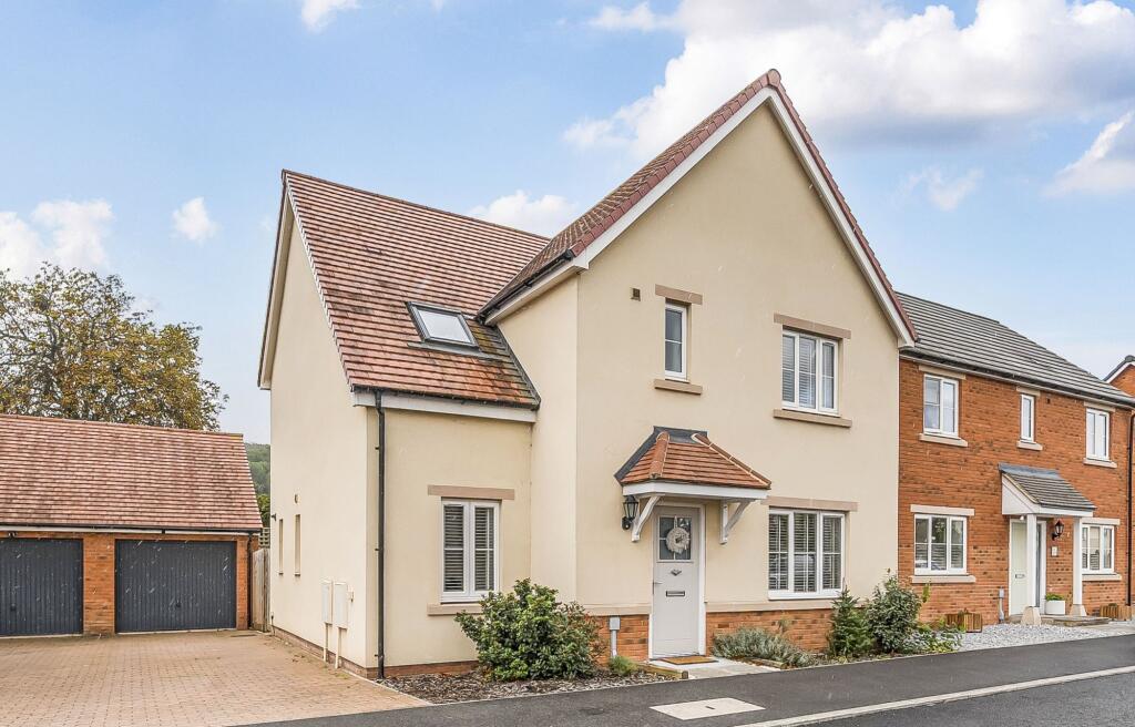 4-bed detached on Tollhouse Road, Churchill, BS25, £490,000
