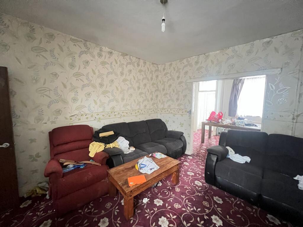 House in Walsall, West Midlands - View 4