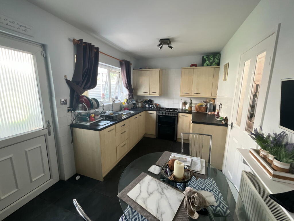 ROWLEY REGIS, Sandford Avenue photo 4