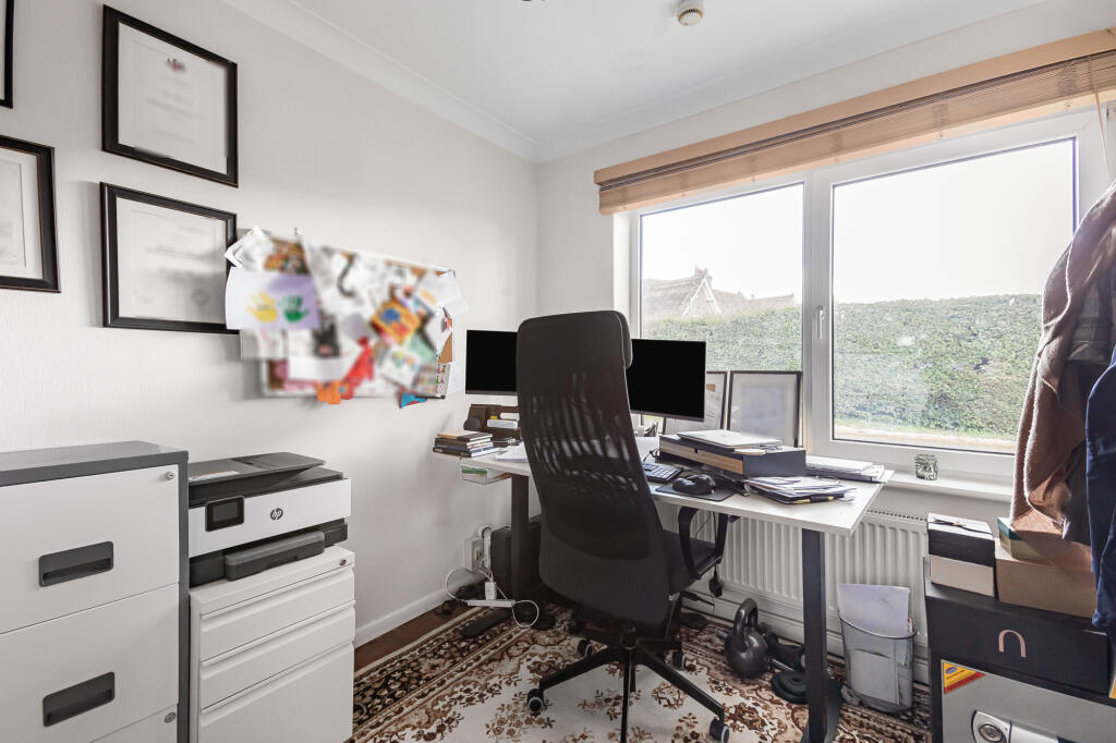 Additional image 7 of Collens Road, Harpenden, AL5
