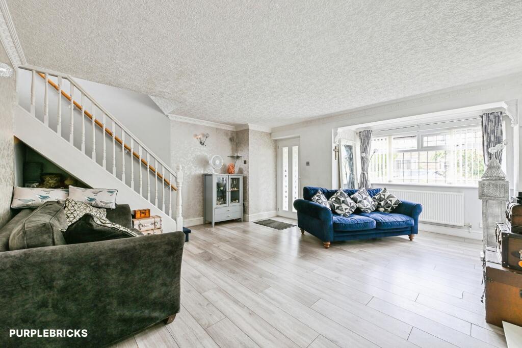 House in Nottingham, Rise Park - View 5