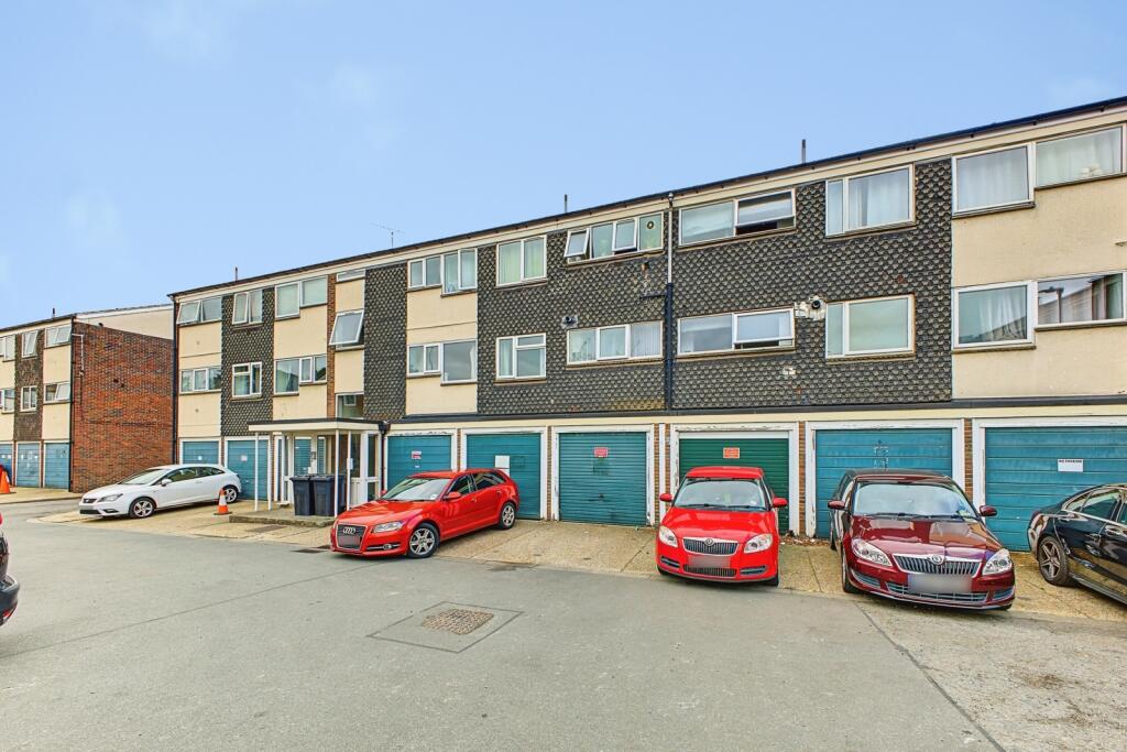 Main image of property: Cliftonville Court, Northampton, Northamptonshire, NN1