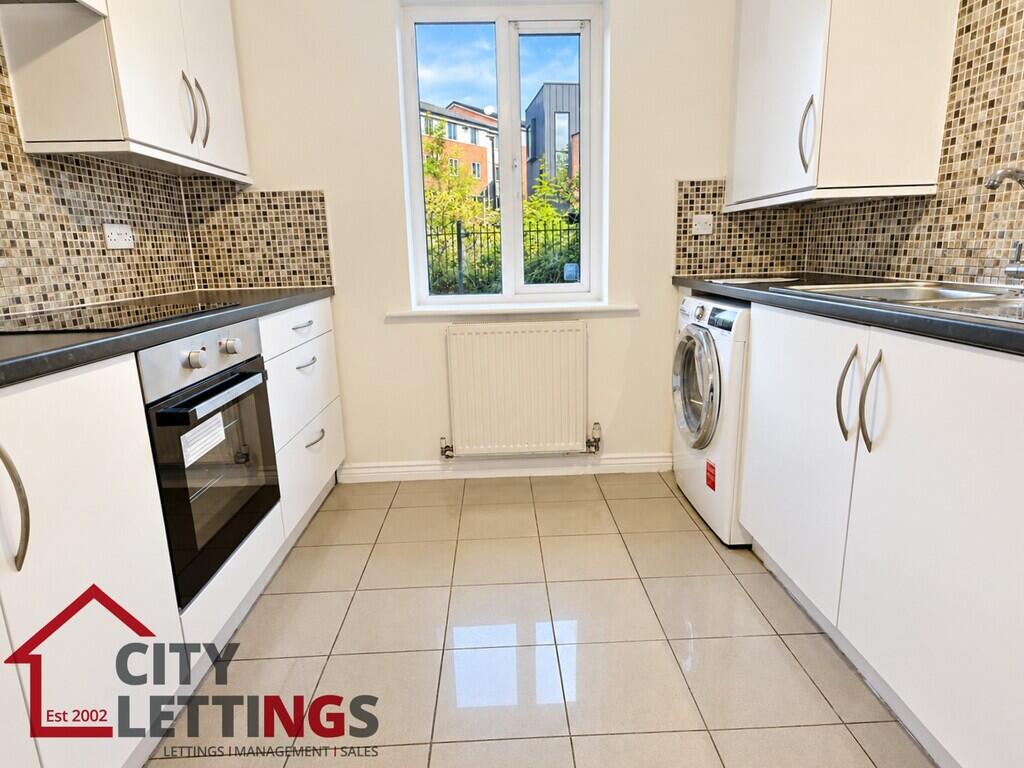 Apartment in Nottingham - View 4