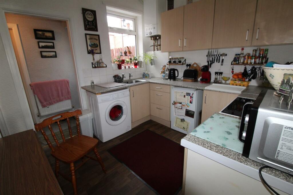 House in Barnsley, South Yorkshire - View 2