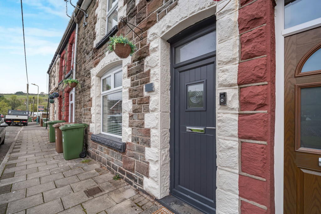 House in Caerphilly, Aber Valley - View 2