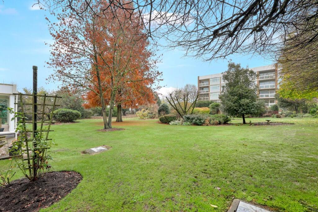 Main image of property: The Bowls, Chigwell