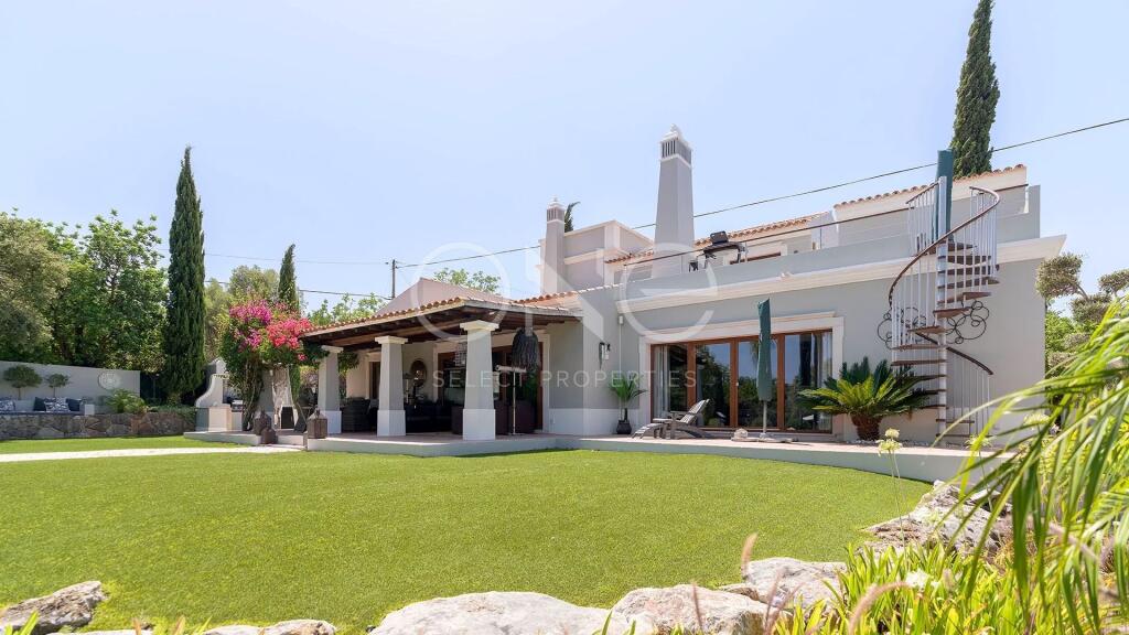Main image of property: Algarve, Santa Bárbara de Nexe