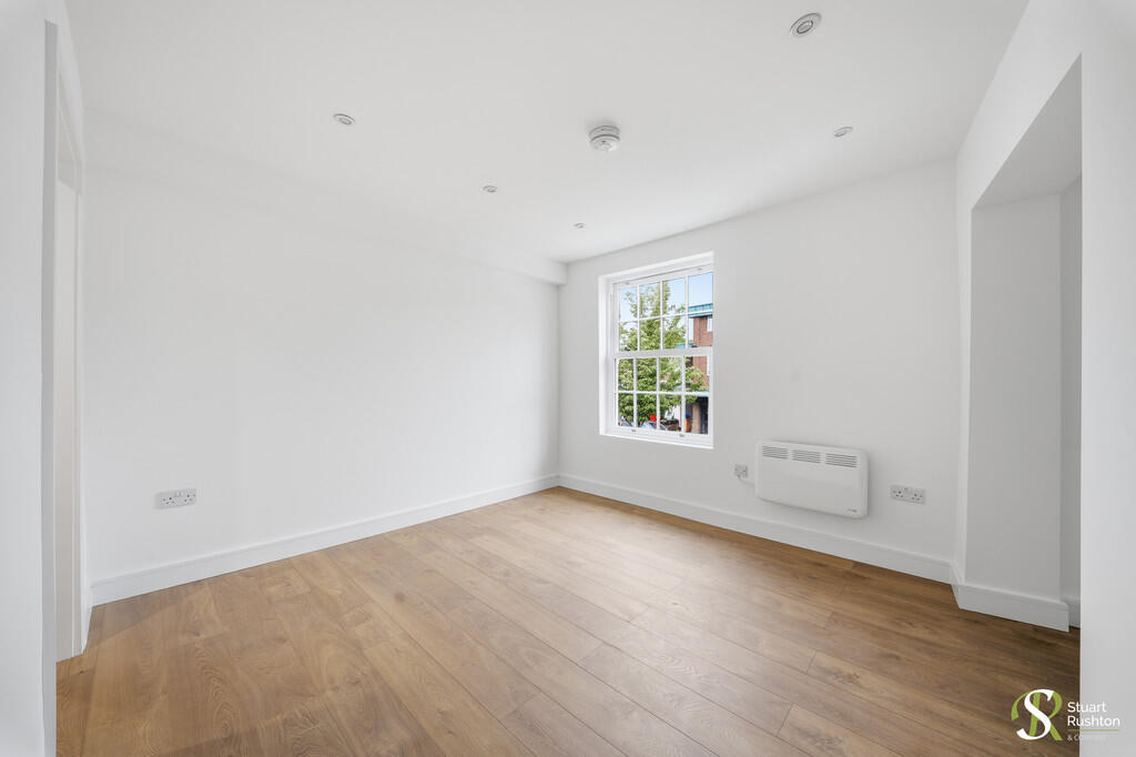 Apartment in Warrington - View 5