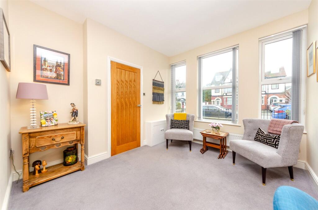 Mostyn Avenue, Llandudno, Conwy, LL30 photo 3