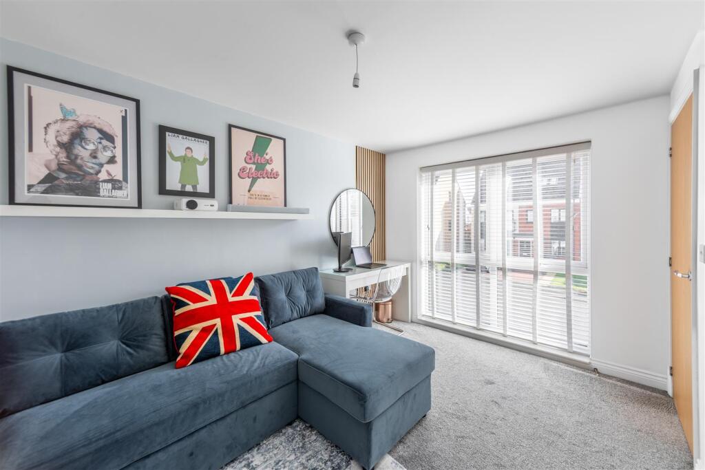 House in Newcastle upon Tyne - View 4