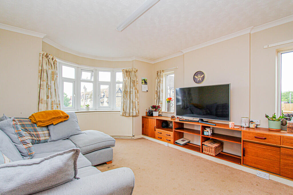 House in Irthlingborough, North Northamptonshire - View 5