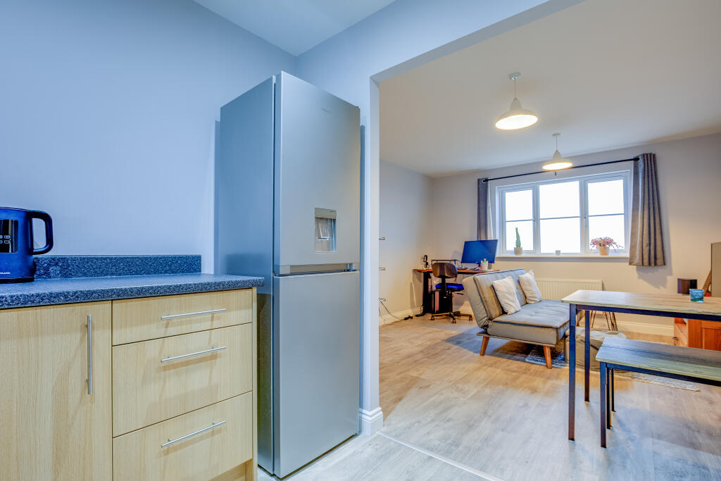 Richmond Way, Kimberworth, Rotherham, S61 photo 3