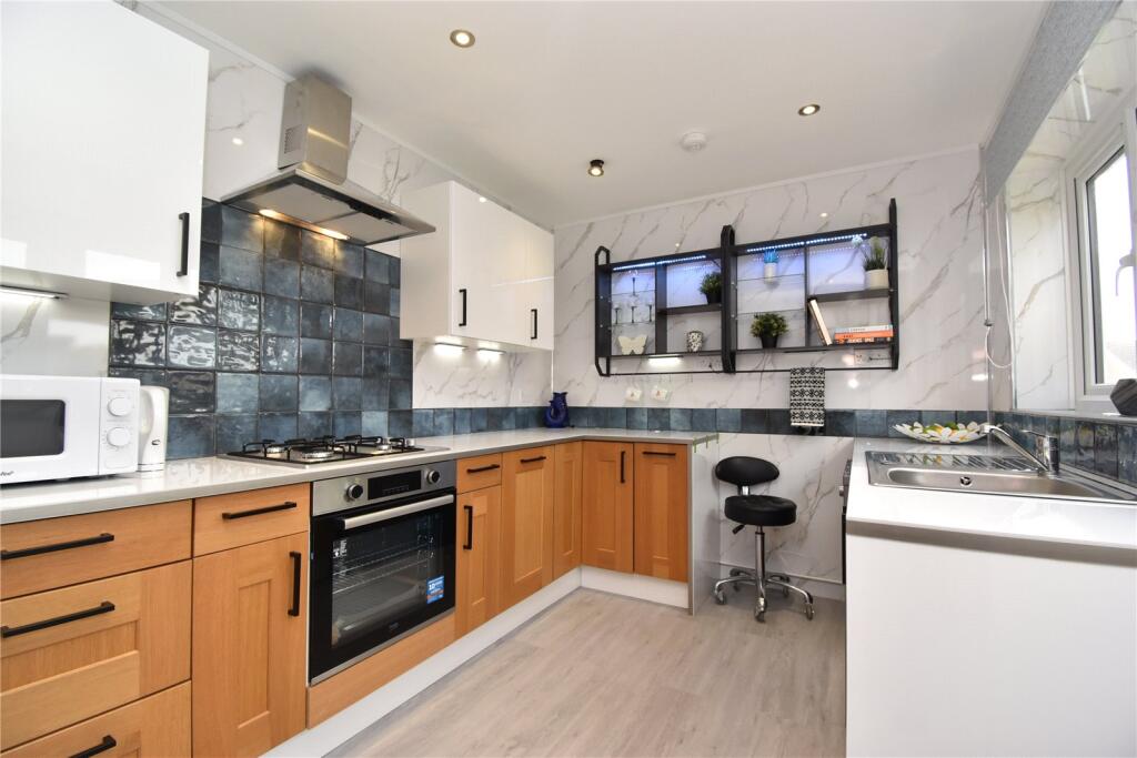 House in Colchester, Greenstead Estate, Greenstead - View 4