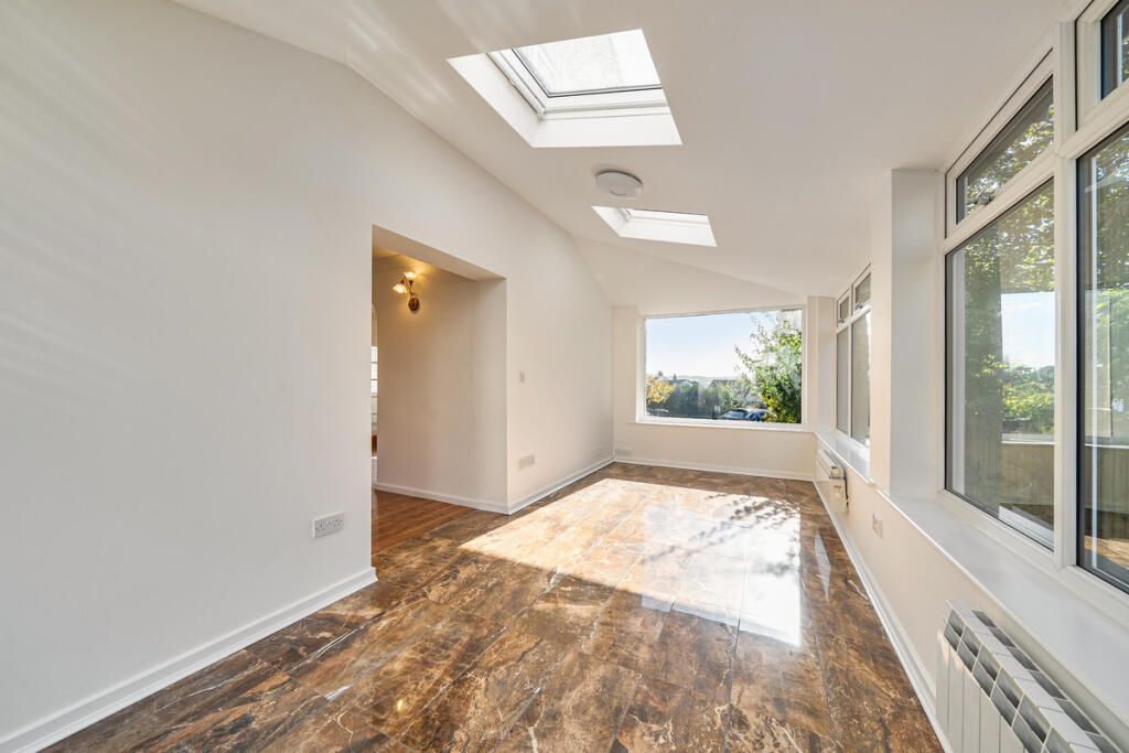 House in Bradford - View 5