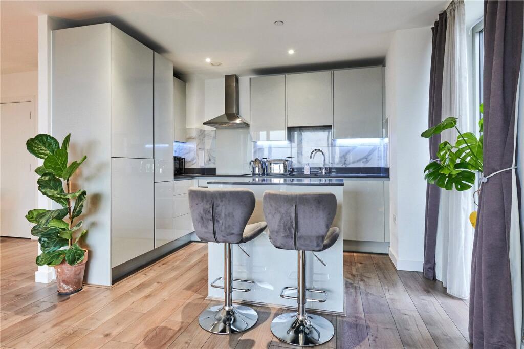 Apartment in London - View 4