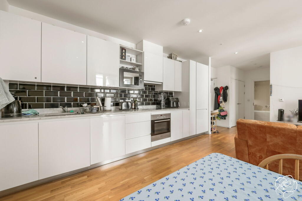 Main image of property: Festive Mansions, Napa Close, Stratford, E20