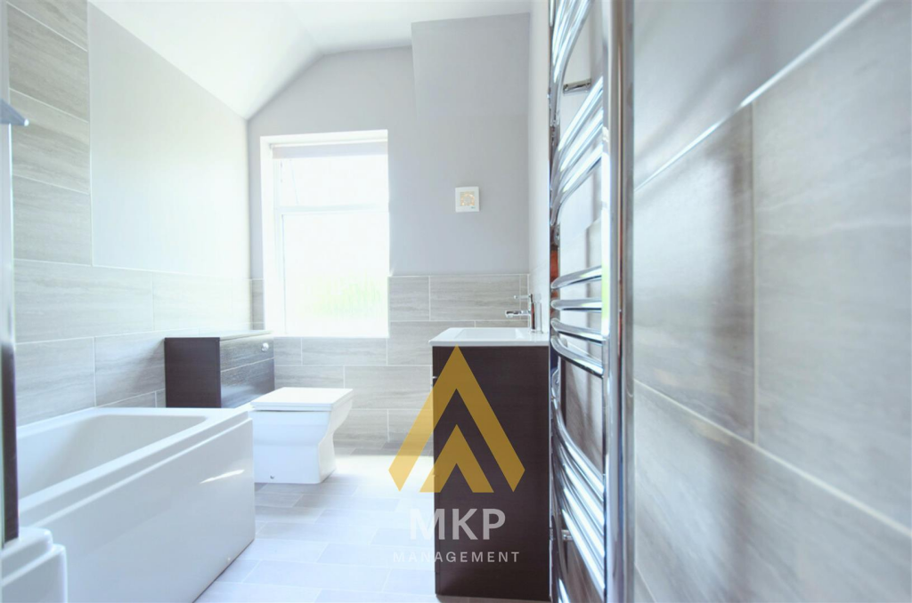 4 bedroom terraced house for rent