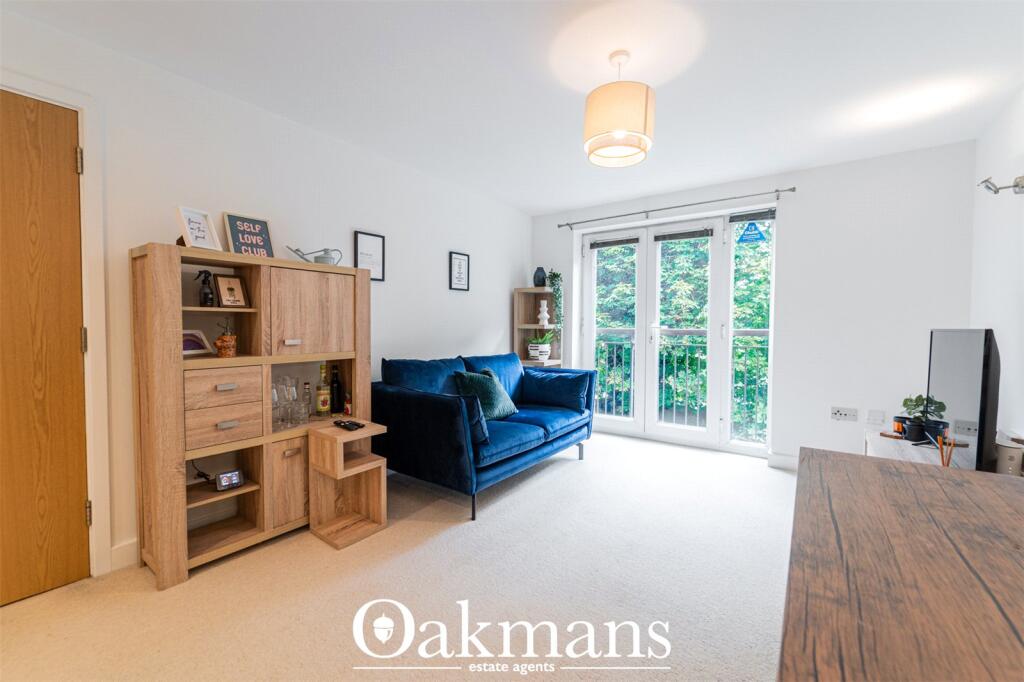 Apartment in Birmingham, Druids Heath - View 3