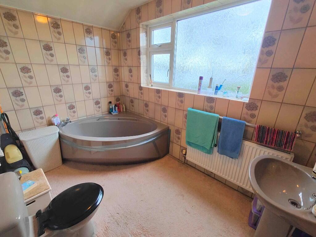 Additional image 20 of 6 Cemetery Road, Low Moor, BD12 0ER