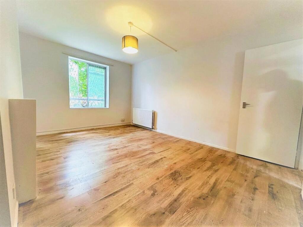 Main image of property: Liverpool Road, Islington, London, N1