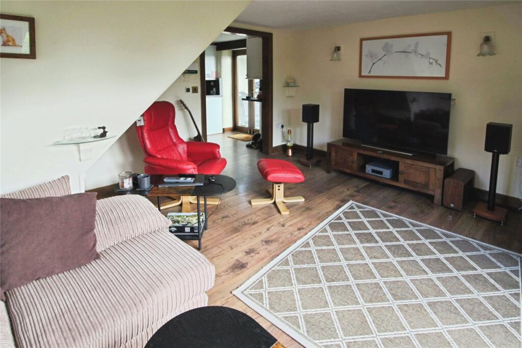 House in Plymouth - View 4