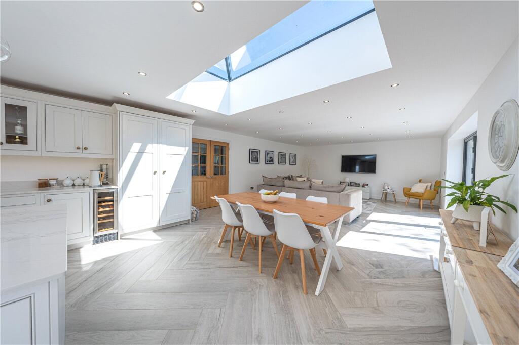 Additional image 10 of Carnoustie, Tamworth, Staffordshire, B77