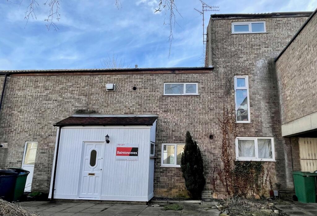 Main image of property: Eyrescroft, Peterborough PE3 8EU