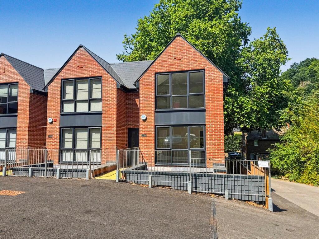 3-bed terraced on Newstead Close, Godalming, Surrey, GU7, £920,000