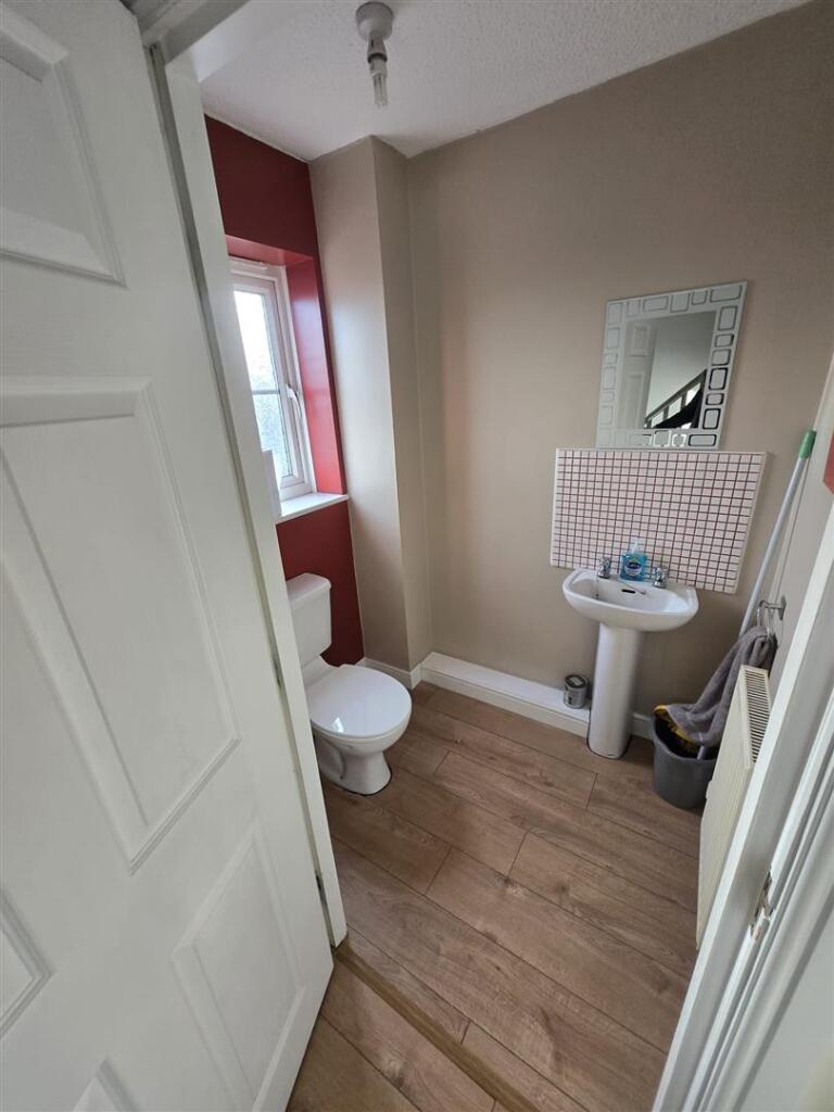 Additional image 8 of Chartwell Drive, Bradford